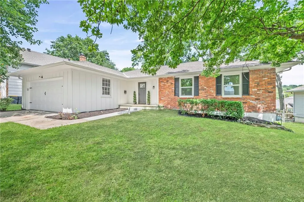 10443 College Avenue, Kansas City, MO 64137 - #1