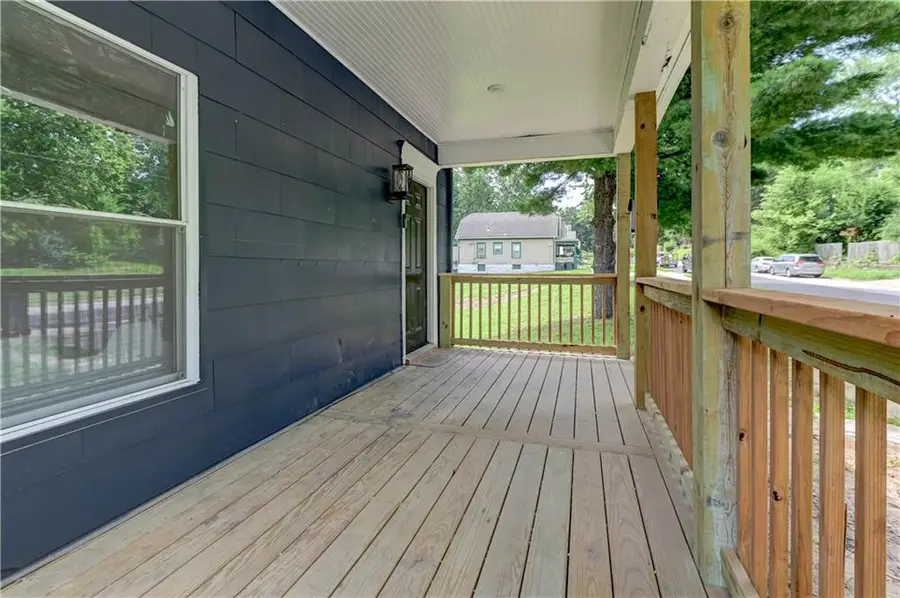 1917 Kansas Avenue, Kansas City, MO 64127 - #2