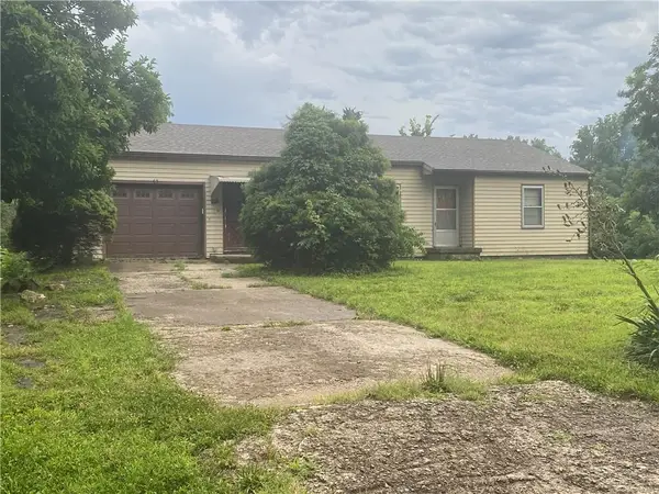 1211 Quincy Street, Leavenworth, KS 66048