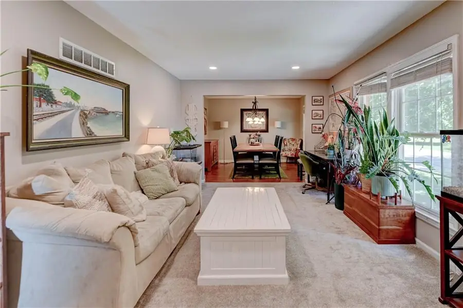 1335 SW Horizon Drive, Blue Springs, MO 64015 - #2