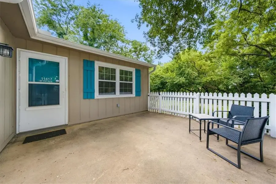11417 W 77 Place, Shawnee, KS 66214 - #2