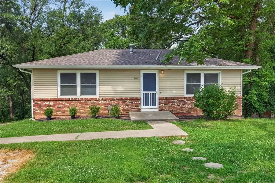 204 N Ohio Street, El Dorado Springs, MO 64744 - #2
