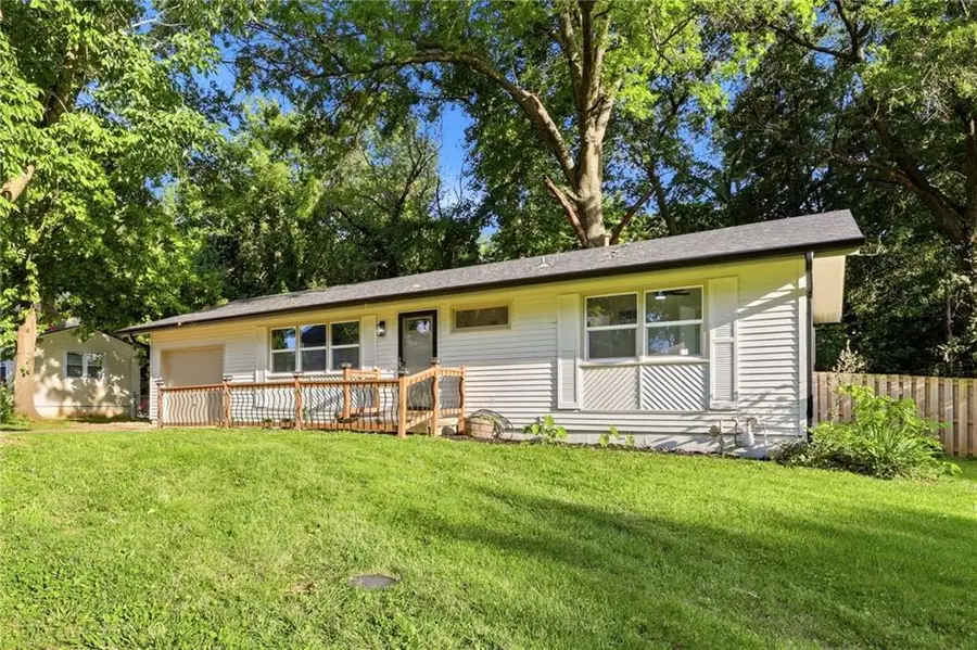 4711 Yecker Avenue, Kansas City, KS 66104 - #3