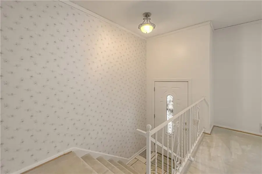 15 W Bridlespur Drive, Kansas City, MO 64114 - #3