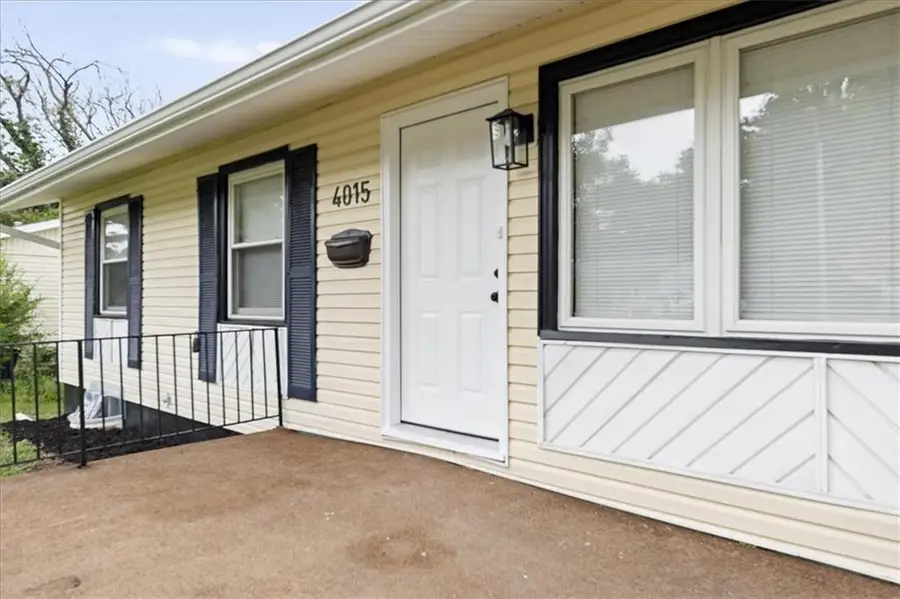 4015 Lawn Avenue, Kansas City, MO 64130 - #2