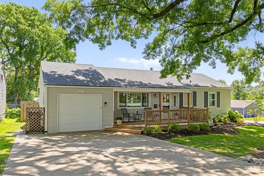 6231 Glenwood Street, Mission, KS 66202 - #3