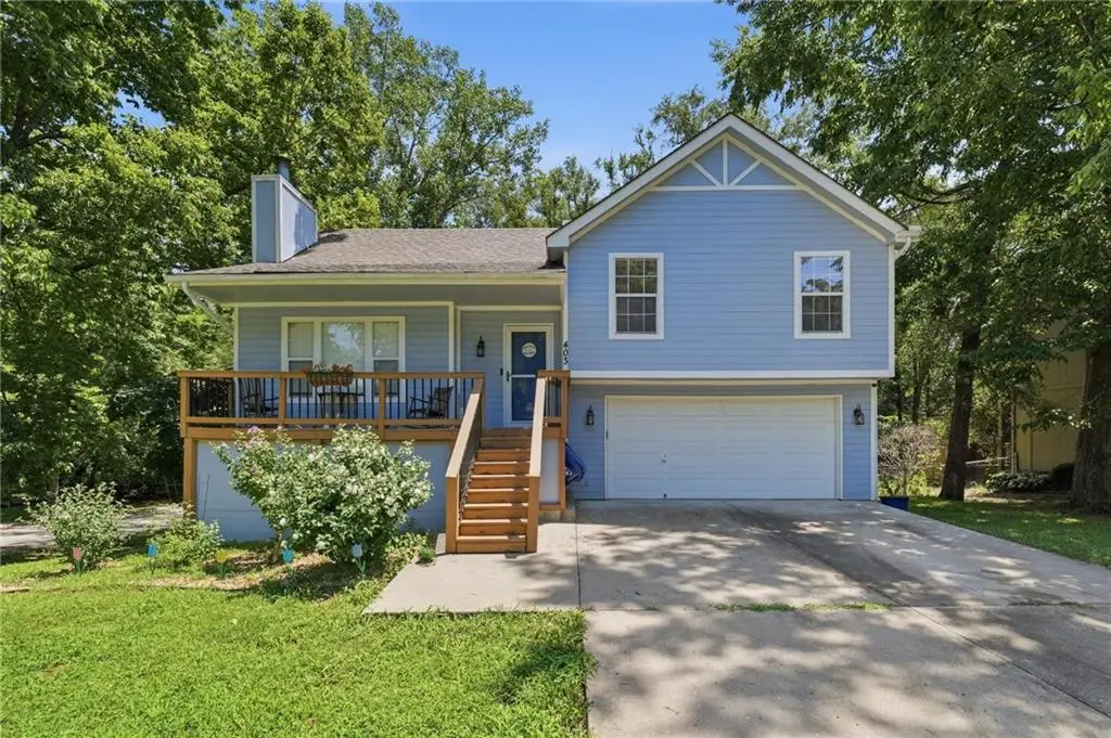403 Woodland Avenue, Smithville, MO 64089 - #1