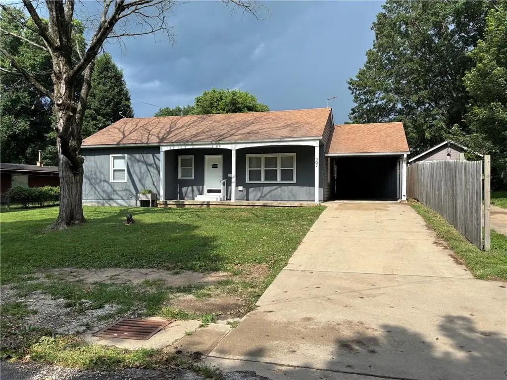 307 Phelps Street, Windsor, MO 65360 - #1