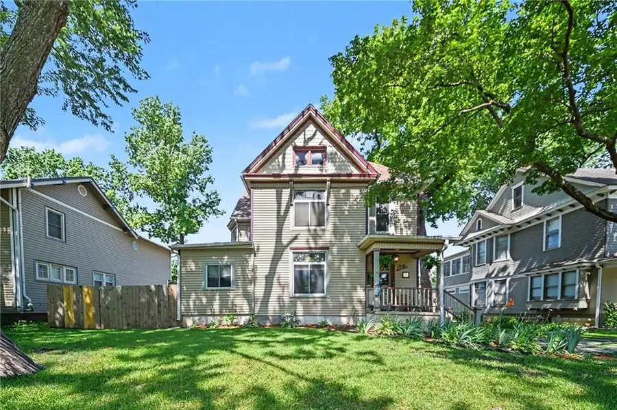 316 S Maple Street, Ottawa, KS 66067 - #2