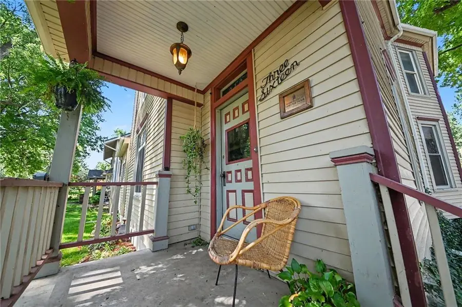 316 S Maple Street, Ottawa, KS 66067 - #3