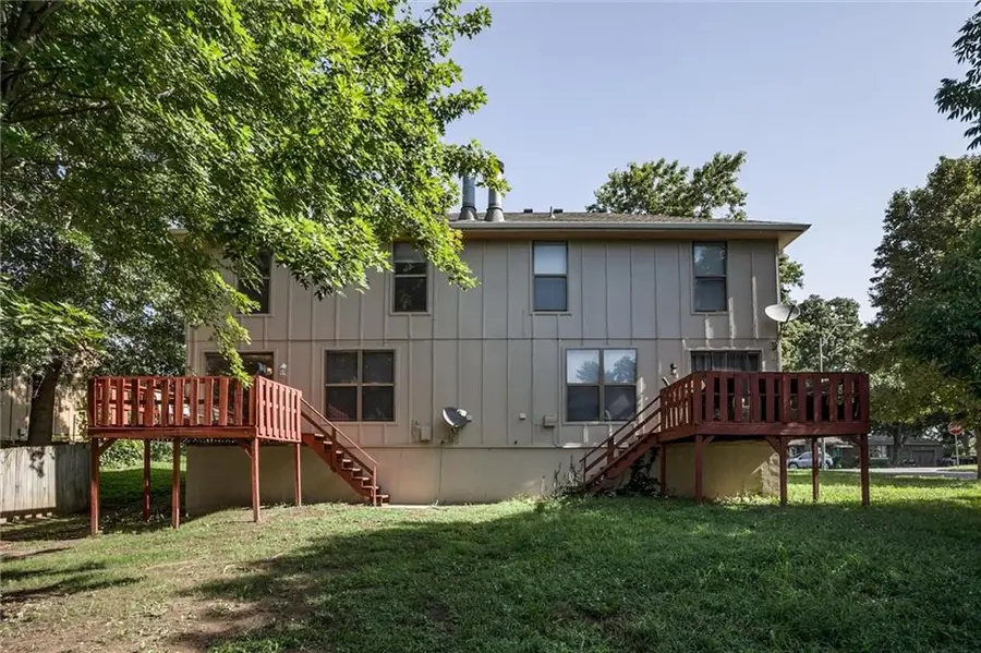 9-11 E 133rd Street, Kansas City, MO 64145 - #2
