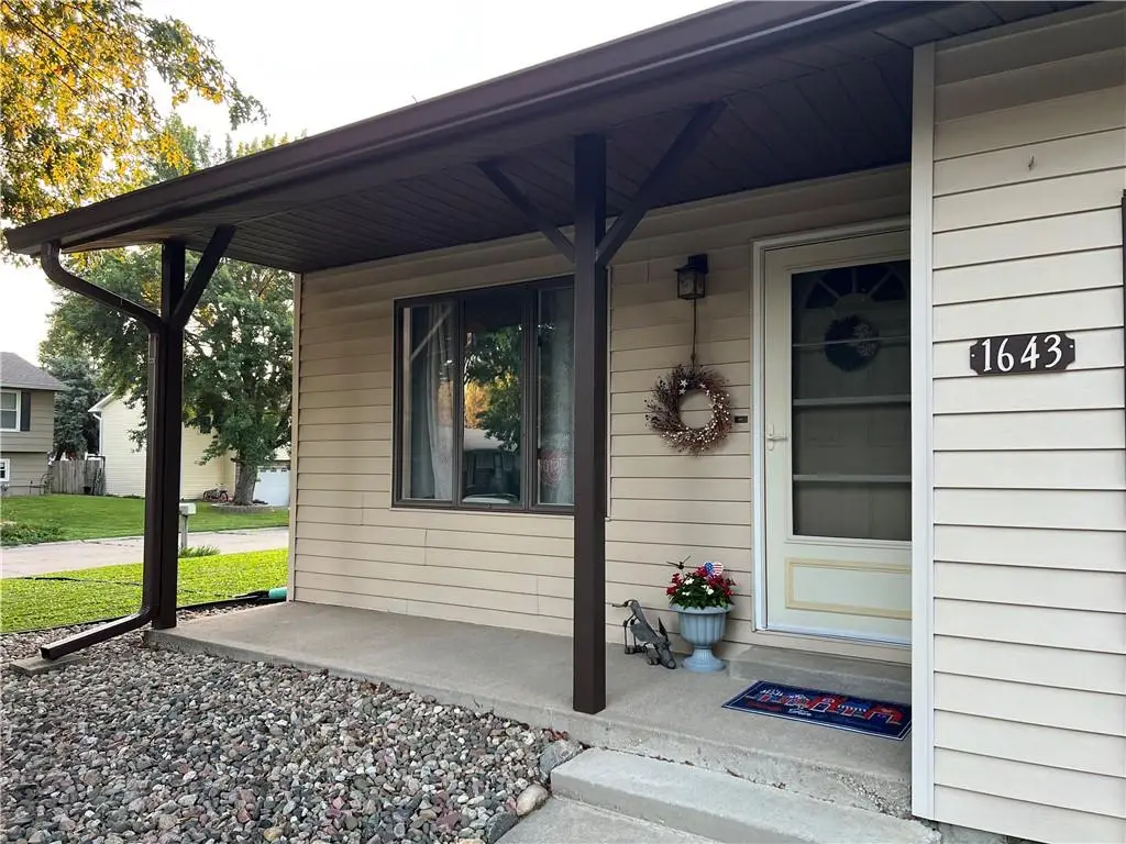 1643 N Ray Avenue, Maryville, MO 64468 - #1