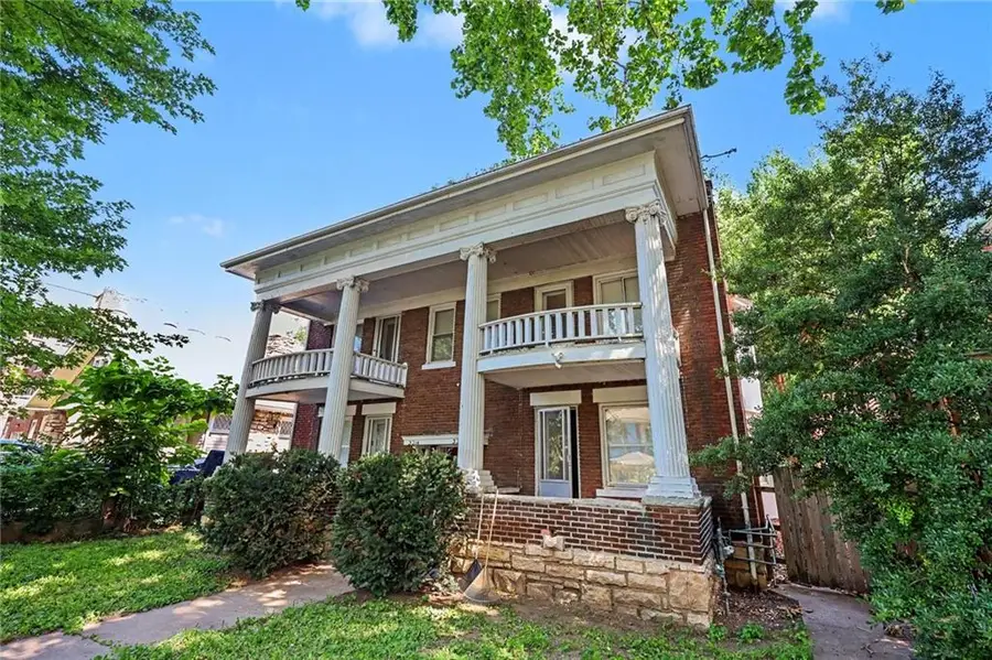 3214 E 11th Street, Kansas City, MO 64127 - #2