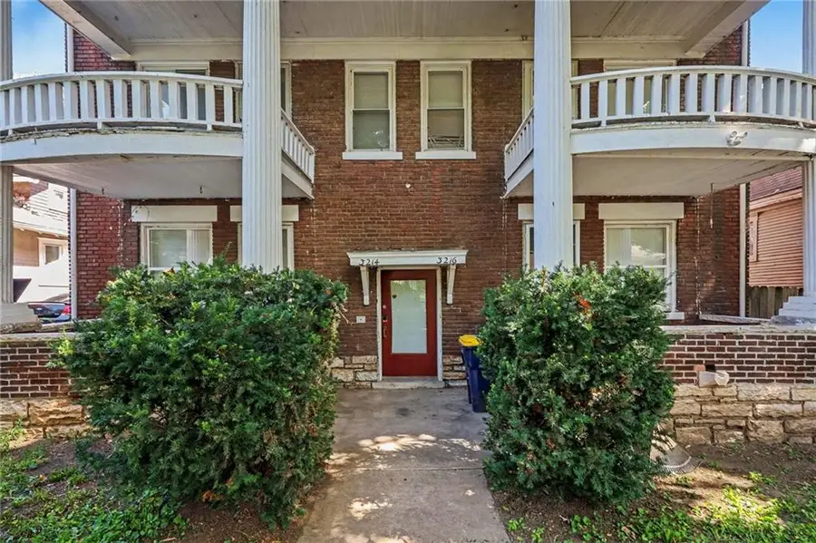 3214 E 11th Street, Kansas City, MO 64127 - #3