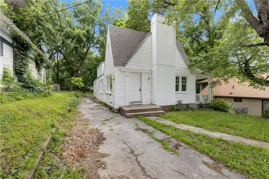 9617 E Independence Avenue, Independence, MO 64053 - #2