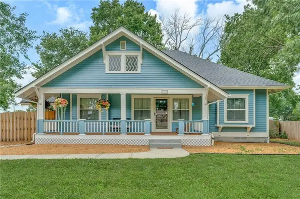 3112 N 155th Street, Basehor, KS 66007