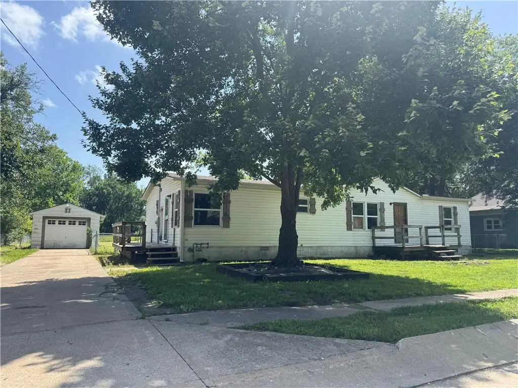 107 W 1st Street, Garden City, MO 64747 - #1