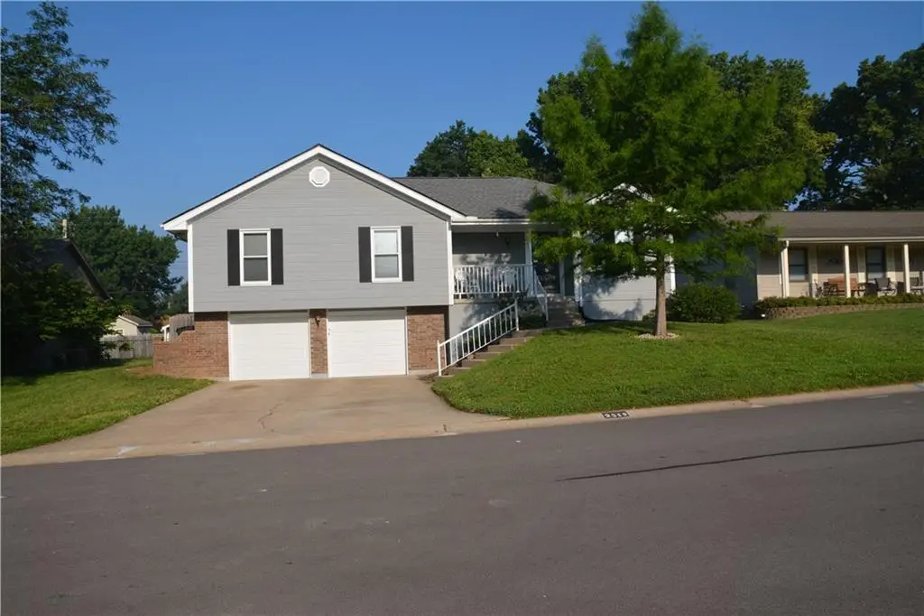 2319 NW Leann Drive, Blue Springs, MO 64014 - #1