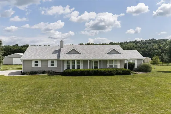 25029 Dehoff Road, Tonganoxie, KS 66086