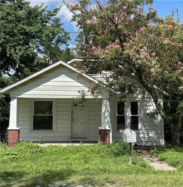 108 NW Heady Avenue, Ferrelview, MO 64163