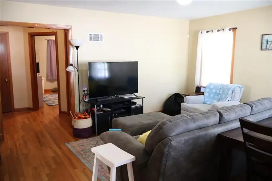 218 W Market Street, Warrensburg, MO 64093 - #2