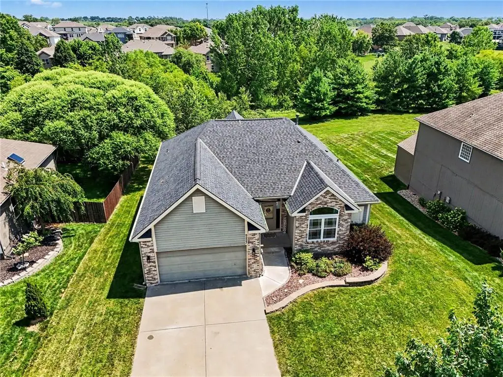 9223 N Jarboe Street, Kansas City, MO 64155 - #1