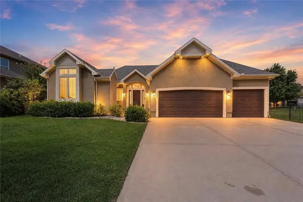 11260 S Whitehall Street, Olathe, KS 66061