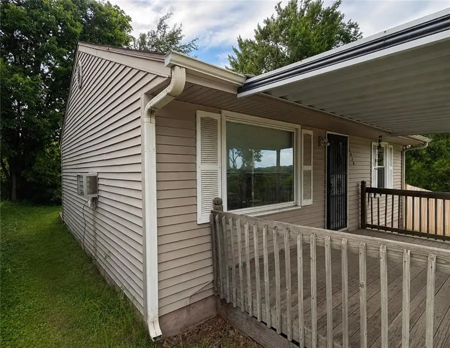 2938 Chelsea Avenue, Kansas City, MO 64128 - #3