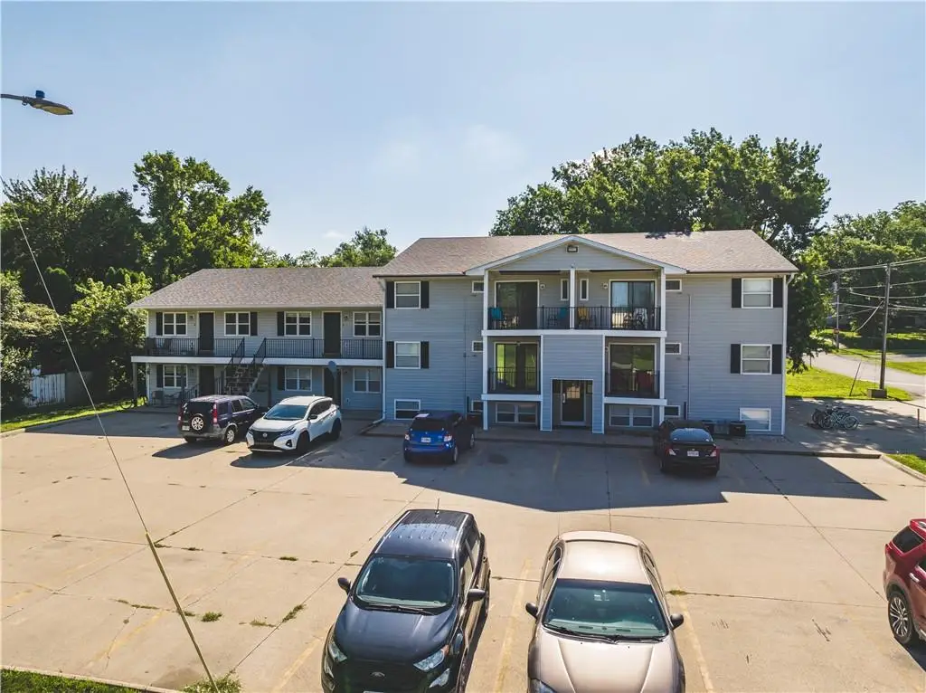 1010 N Walnut Street, Maryville, MO 64468 - #1