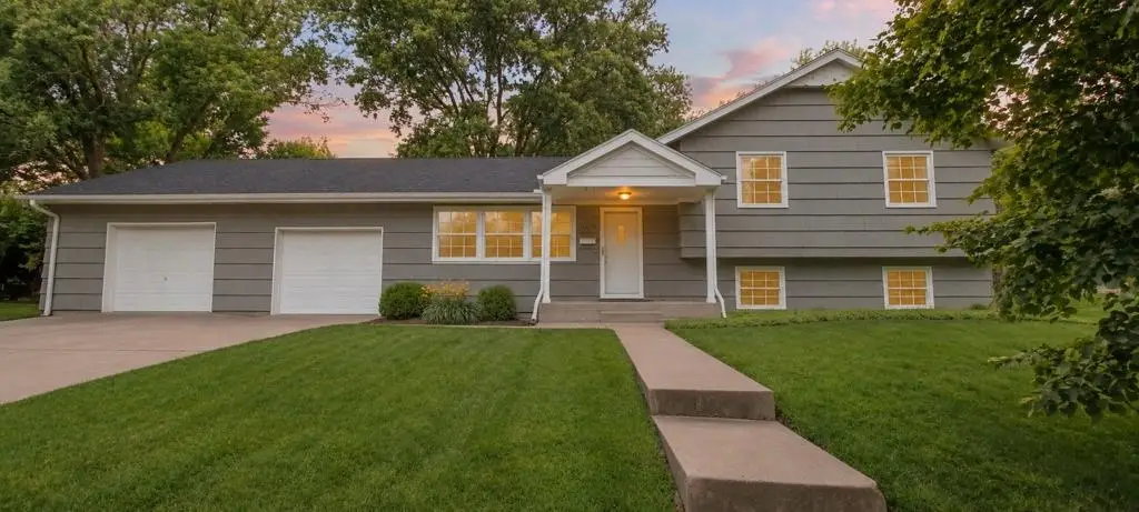 1604 NE 60th Terrace, Gladstone, MO 64118 - #1