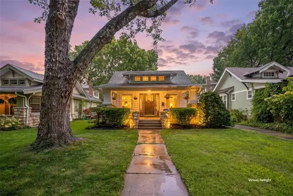 5733 Kenwood Avenue, Kansas City, MO 64110