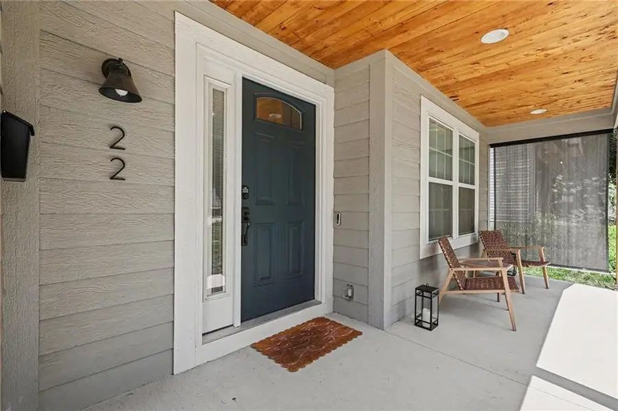 22 W 78th Terrace, Kansas City, MO 64114 - #2