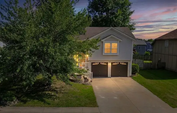 1405 Magnolia Drive, Greenwood, MO 64034
