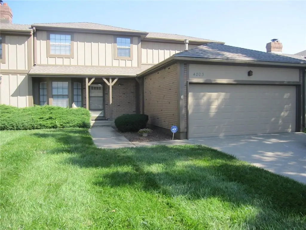 4203 Country Lane, Saint Joseph, MO 64506 - #1