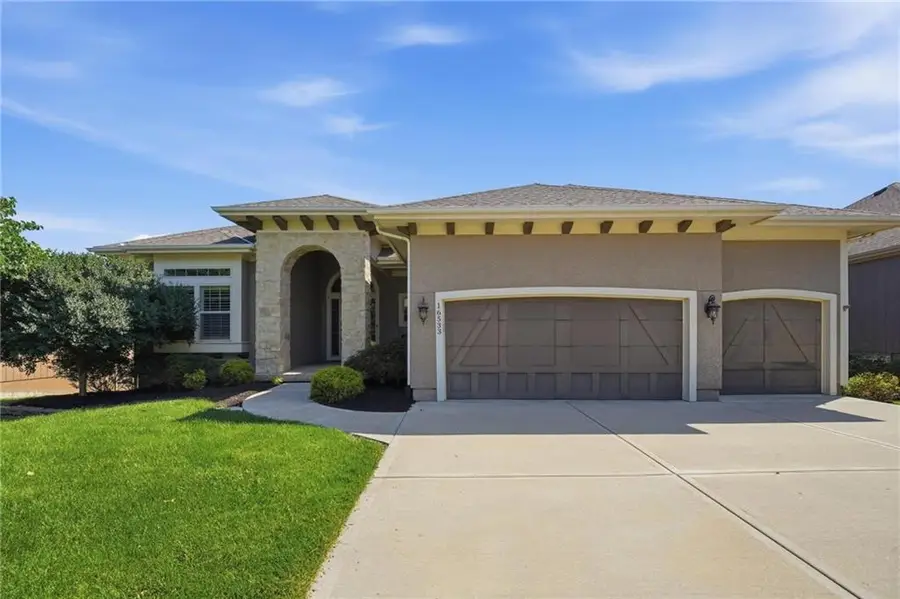 16533 Hardy Street, Overland Park, KS 66085 - #2