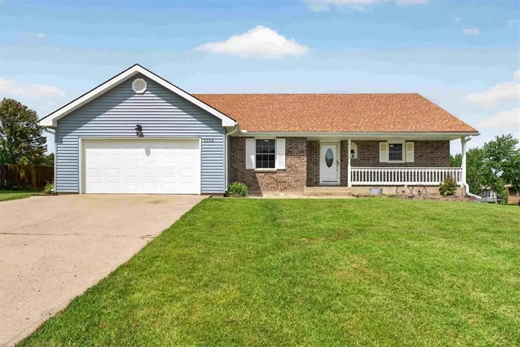 1006 N King Avenue, Harrisonville, MO 64701 - #1