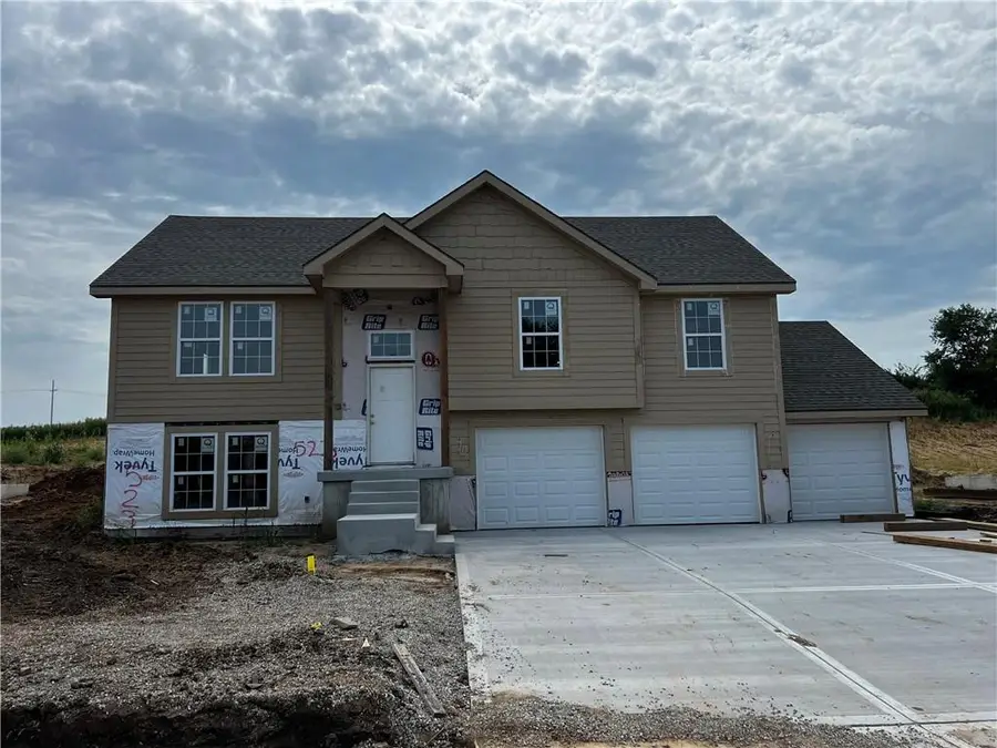 523 Skyview Lane, Liberty, MO 64068 - #2