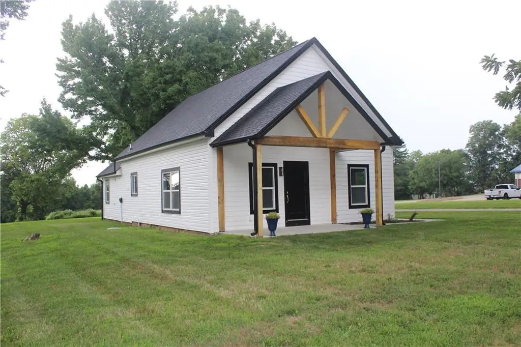 402 N Bynum Road, Lone Jack, MO 64070 - #1