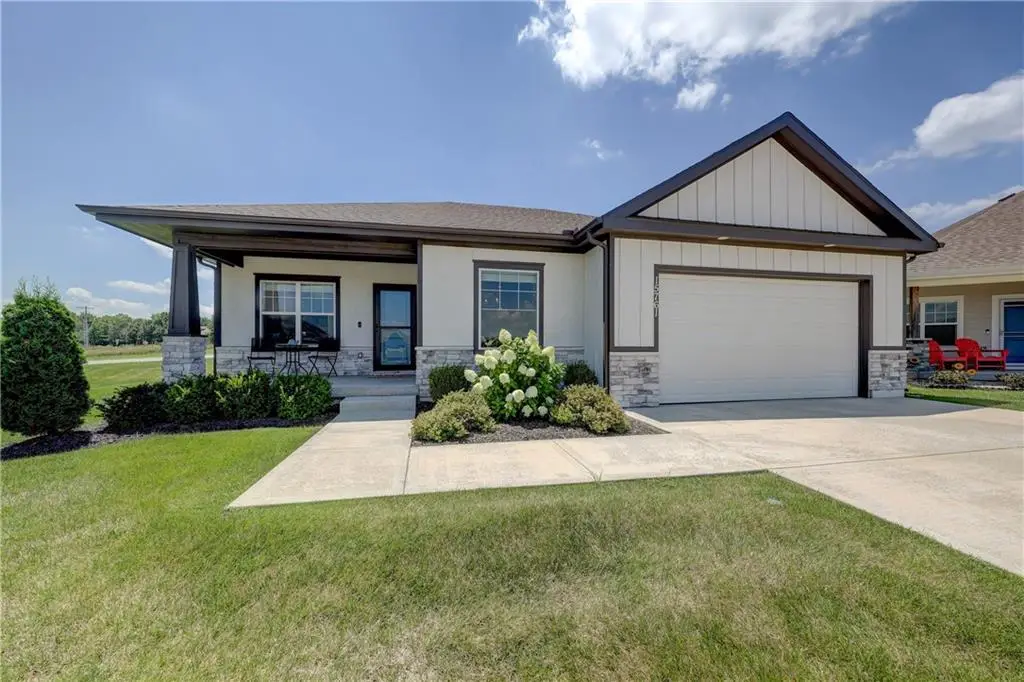 15761 Sheridan Place, Basehor, KS 66007 - #1