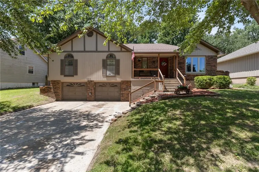 2209 NW 10th Street, Blue Springs, MO 64015 - #2