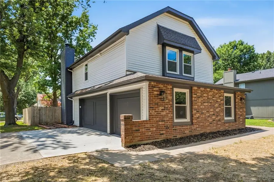 15529 W 146th Street, Olathe, KS 66062 - #2