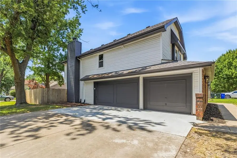 15529 W 146th Street, Olathe, KS 66062 - #3