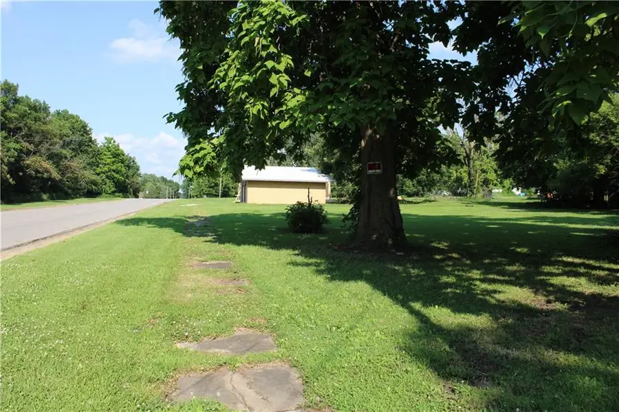 S Oak Street, Mulberry, KS 66756 - #2