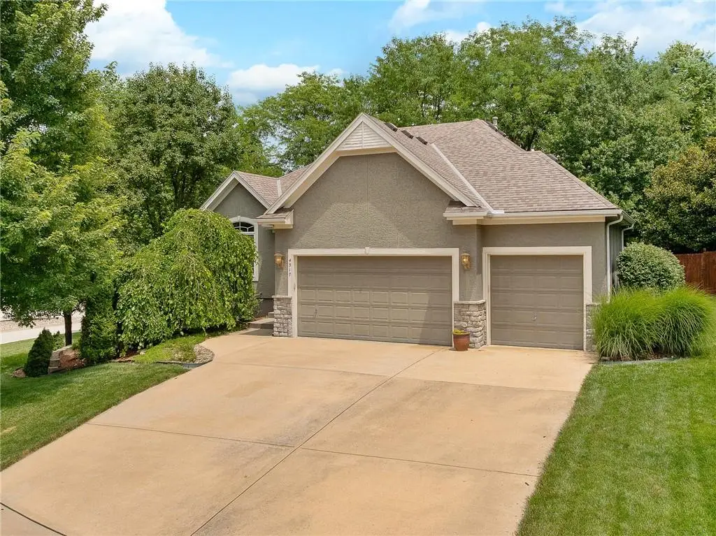4517 N 110th Street, Kansas City, KS 66109 - #1