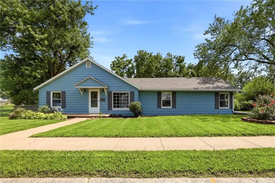 1620 E 10th Street, Sedalia, MO 65301 - #2