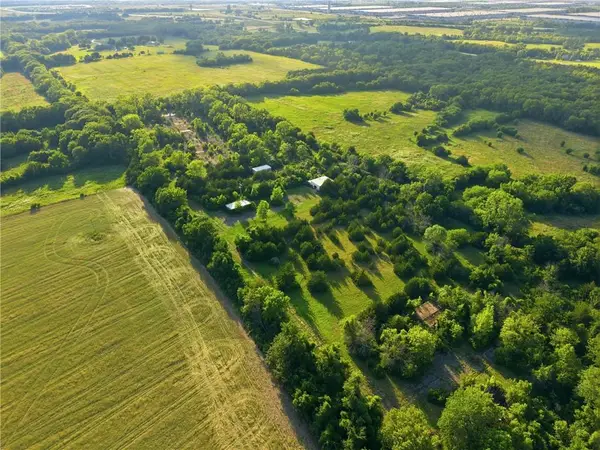 20280 S Gardner Road, Gardner, KS 66030