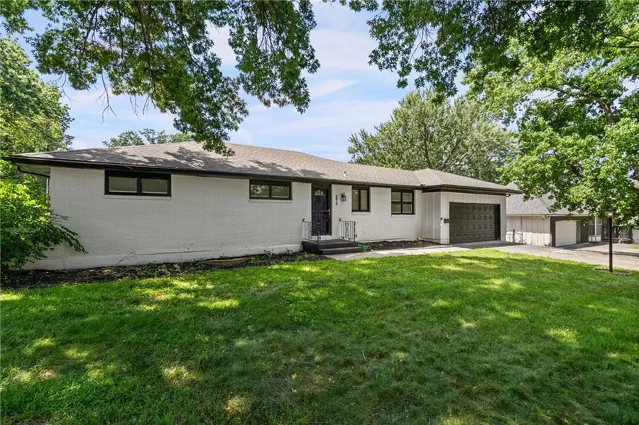 8819 E 61st Street, Raytown, MO 64133 - #3