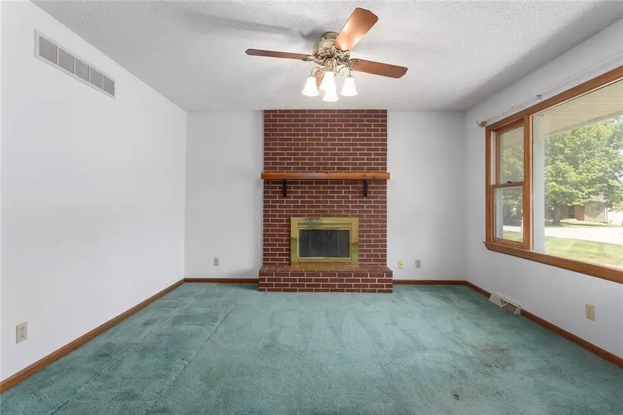 1709 NE 75th Terrace, Kansas City, MO 64118 - #2