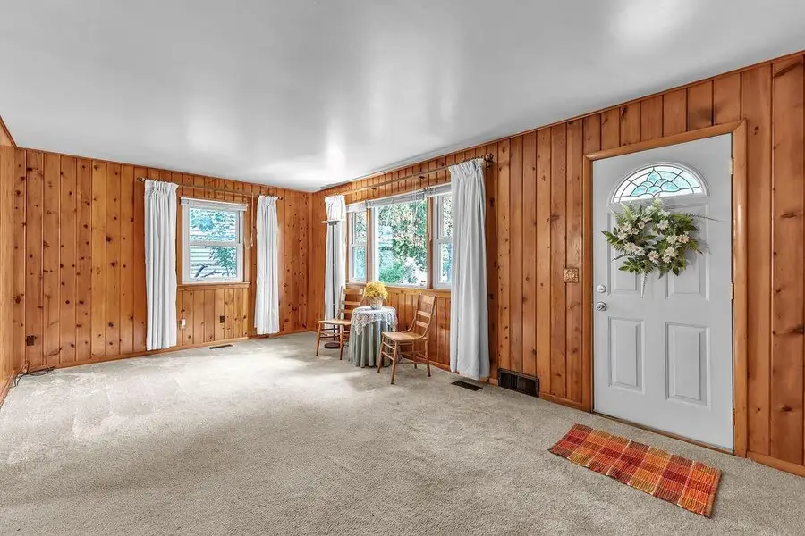 3009 Locust Street, Saint Joseph, MO 64501 - #3