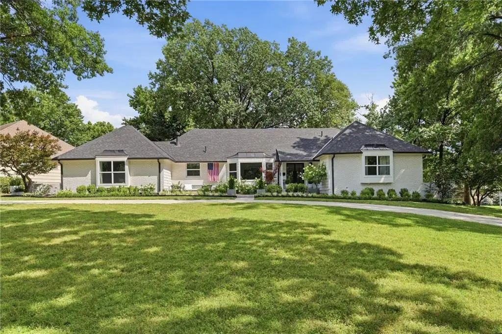 1007 W 113 Terrace, Kansas City, MO 64114 - #1